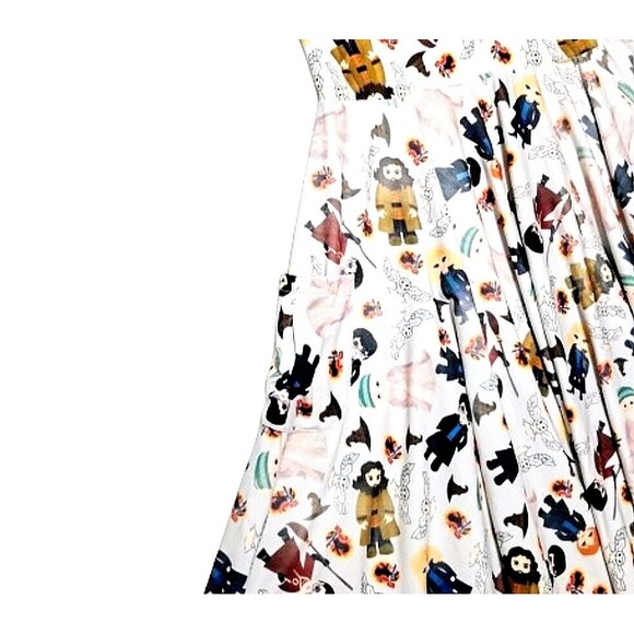 Harry Potter Lt Gray Colorful Print Knit Skater Dress Sz XS Pockets Above Knee - Picture 3 of 6